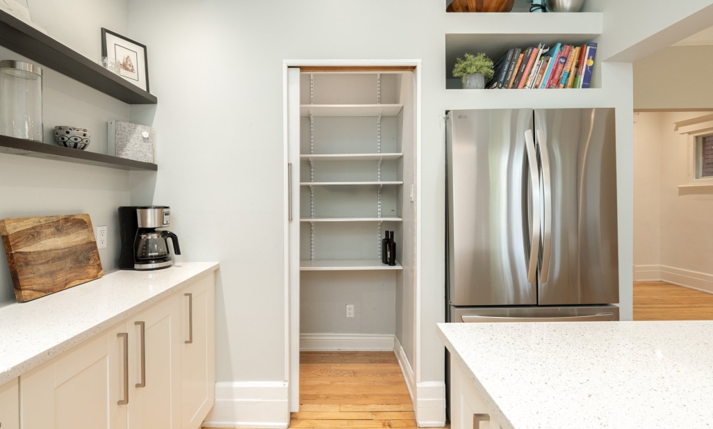 Propriété à Montréal (Côte-des-Neiges/Notre-Dame-de-Grâce) | 2382 Boul. Grand, Montréal (Côte-des-Neiges/Notre-Dame-de-Grâce)