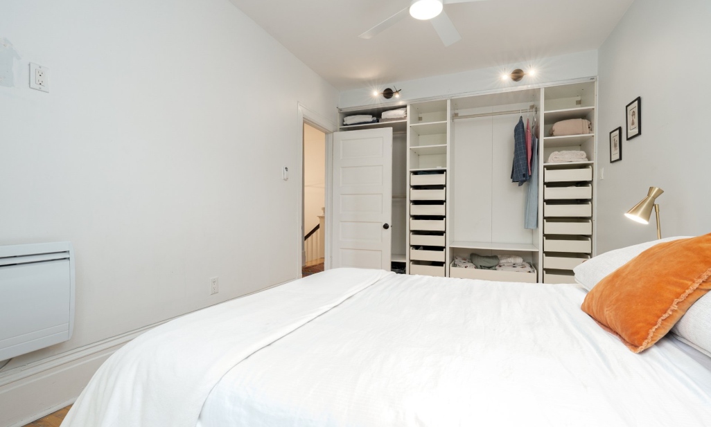 Propriété à Montréal (Côte-des-Neiges/Notre-Dame-de-Grâce) | 2382 Boul. Grand, Montréal (Côte-des-Neiges/Notre-Dame-de-Grâce)