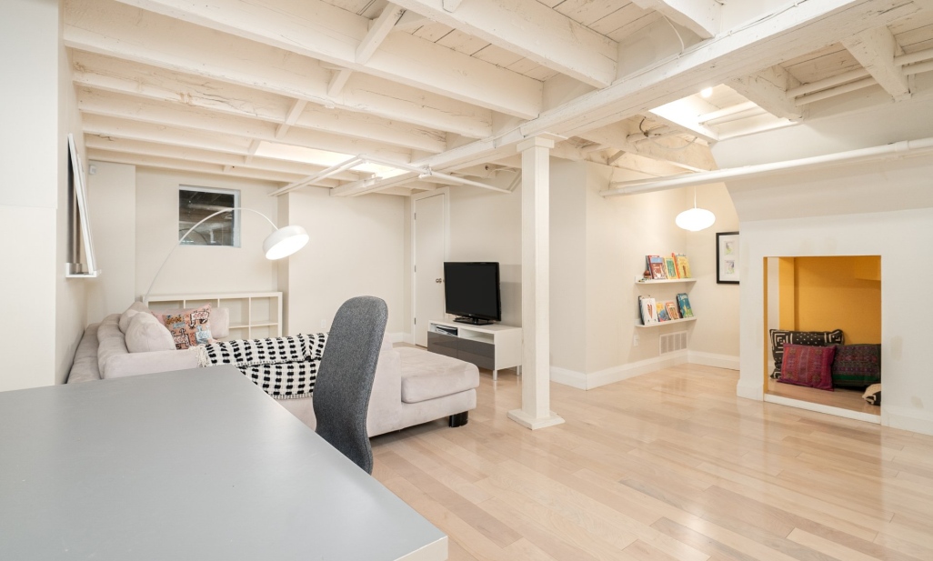 Propriété à Montréal (Côte-des-Neiges/Notre-Dame-de-Grâce) | 2382 Boul. Grand, Montréal (Côte-des-Neiges/Notre-Dame-de-Grâce)