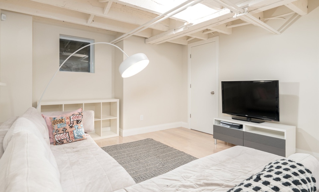 Propriété à Montréal (Côte-des-Neiges/Notre-Dame-de-Grâce) | 2382 Boul. Grand, Montréal (Côte-des-Neiges/Notre-Dame-de-Grâce)