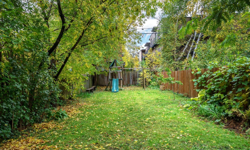 Propriété à Montréal (Côte-des-Neiges/Notre-Dame-de-Grâce) | 2382 Boul. Grand, Montréal (Côte-des-Neiges/Notre-Dame-de-Grâce)