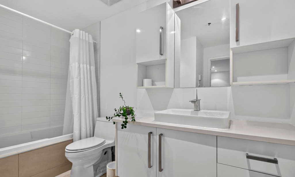 Propriété à Montréal (Villeray/Saint-Michel/Parc-Extension) | 8635 Rue Lajeunesse, app. 305, Montréal (Villeray/Saint-Michel/Parc-Extension)