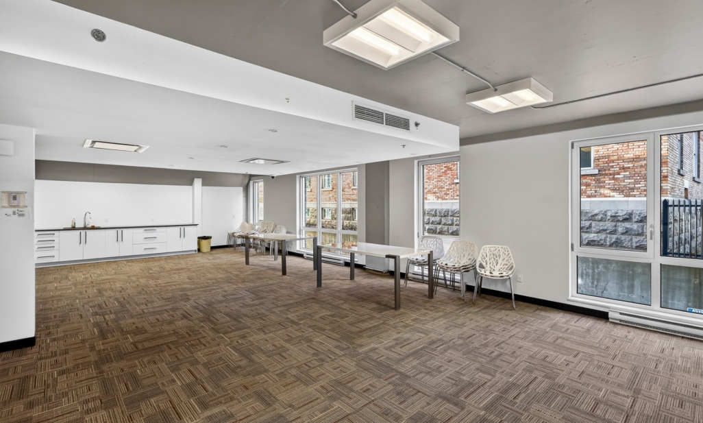 Propriété à Montréal (Villeray/Saint-Michel/Parc-Extension) | 8635 Rue Lajeunesse, app. 305, Montréal (Villeray/Saint-Michel/Parc-Extension)