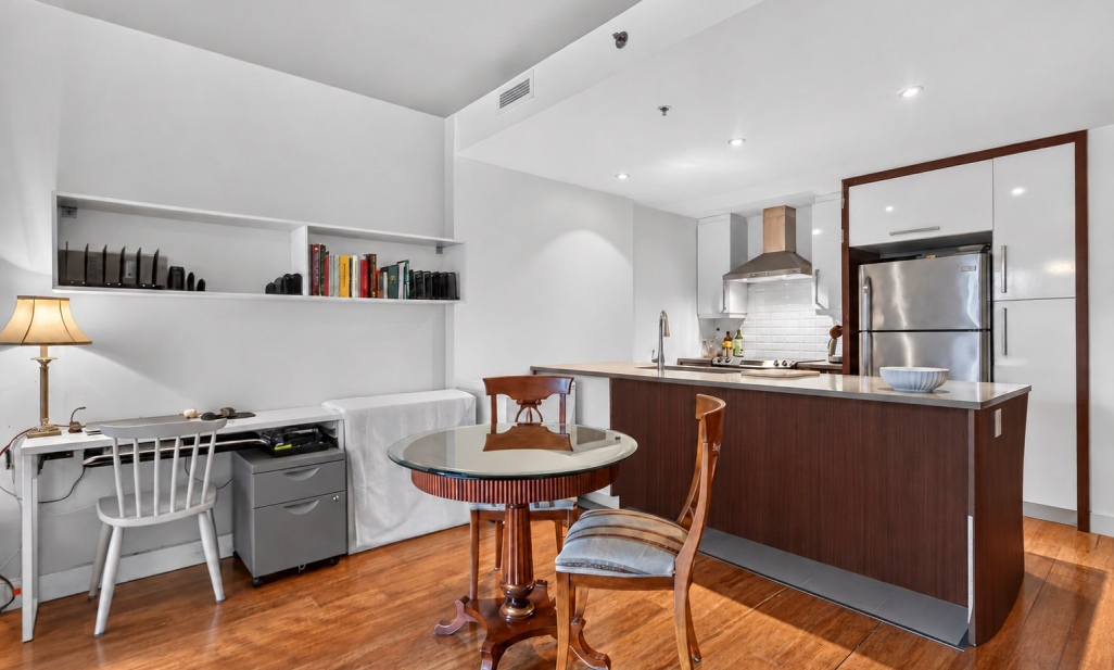 Propriété à Montréal (Villeray/Saint-Michel/Parc-Extension) | 8635 Rue Lajeunesse, app. 305, Montréal (Villeray/Saint-Michel/Parc-Extension)