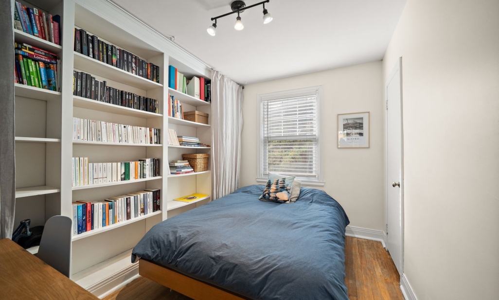 Propriété à Montréal (Côte-des-Neiges/Notre-Dame-de-Grâce) | 4358 Av. Prince-of-Wales, Montréal (Côte-des-Neiges/Notre-Dame-de-Grâce)