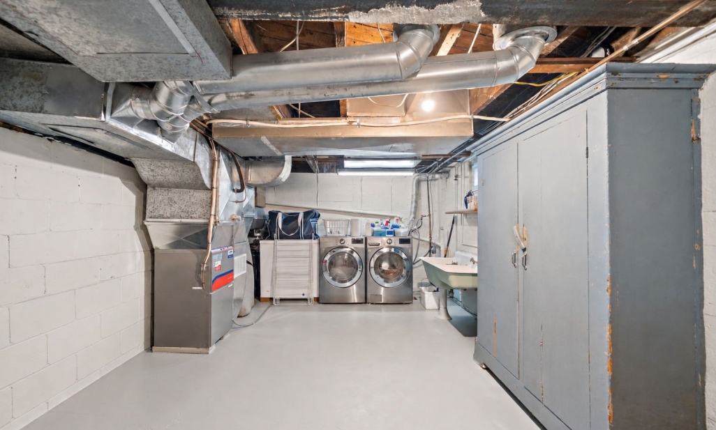 Propriété à Montréal (Côte-des-Neiges/Notre-Dame-de-Grâce) | 4358 Av. Prince-of-Wales, Montréal (Côte-des-Neiges/Notre-Dame-de-Grâce)