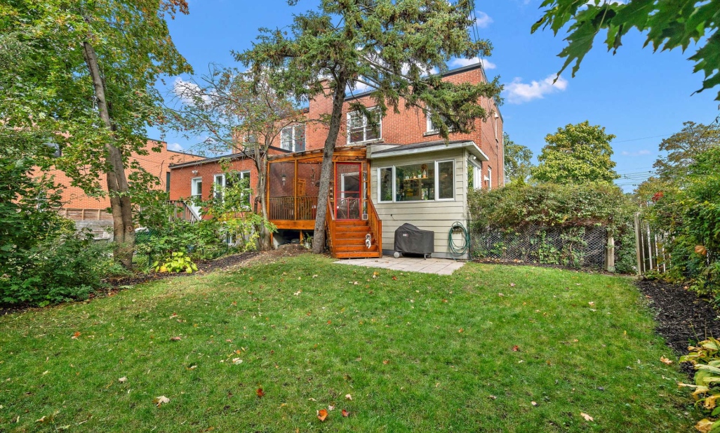 Propriété à Montréal (Côte-des-Neiges/Notre-Dame-de-Grâce) | 4358 Av. Prince-of-Wales, Montréal (Côte-des-Neiges/Notre-Dame-de-Grâce)
