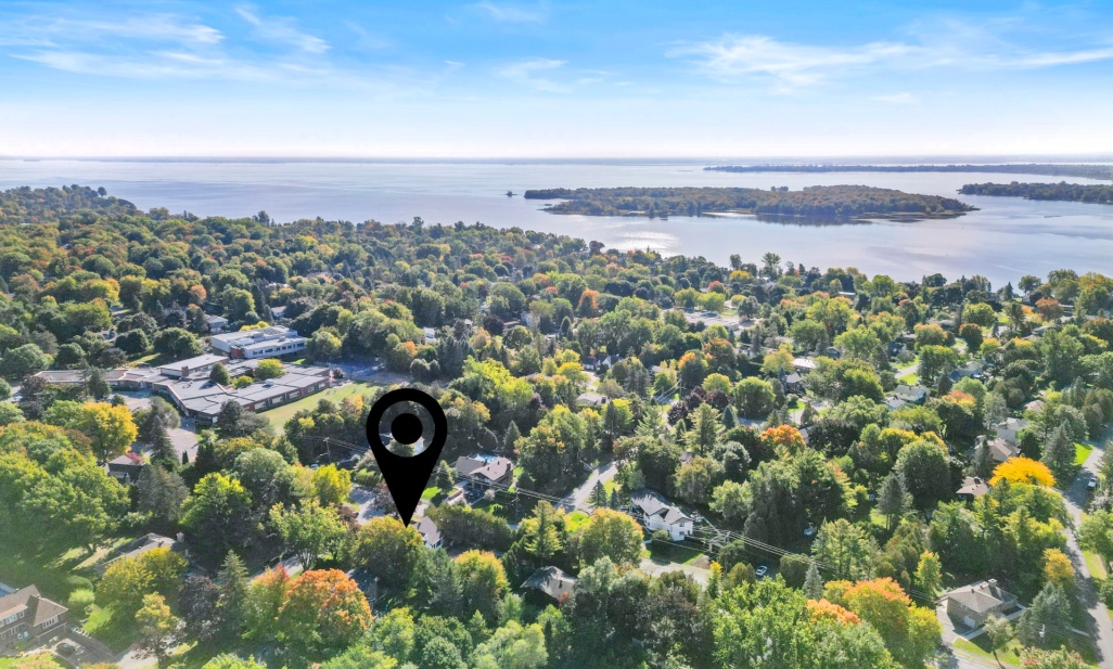 Propriété à Baie-d'Urfé | 38 Rue Watterson, Baie-d'Urfé