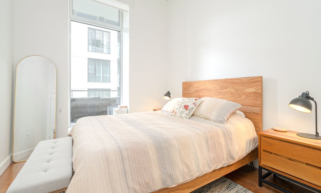 Propriété à Montréal (Villeray/Saint-Michel/Parc-Extension) | 7400 Boul. St-Laurent, app. 206, Montréal (Villeray/Saint-Michel/Parc-Extension)
