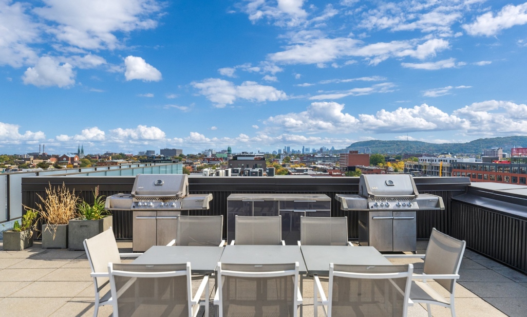 Propriété à Montréal (Villeray/Saint-Michel/Parc-Extension) | 7400 Boul. St-Laurent, app. 206, Montréal (Villeray/Saint-Michel/Parc-Extension)