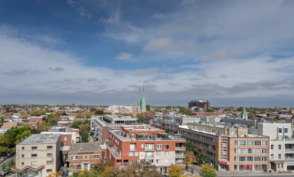 Propriété à Montréal (Villeray/Saint-Michel/Parc-Extension) | 7400 Boul. St-Laurent, app. 206, Montréal (Villeray/Saint-Michel/Parc-Extension)