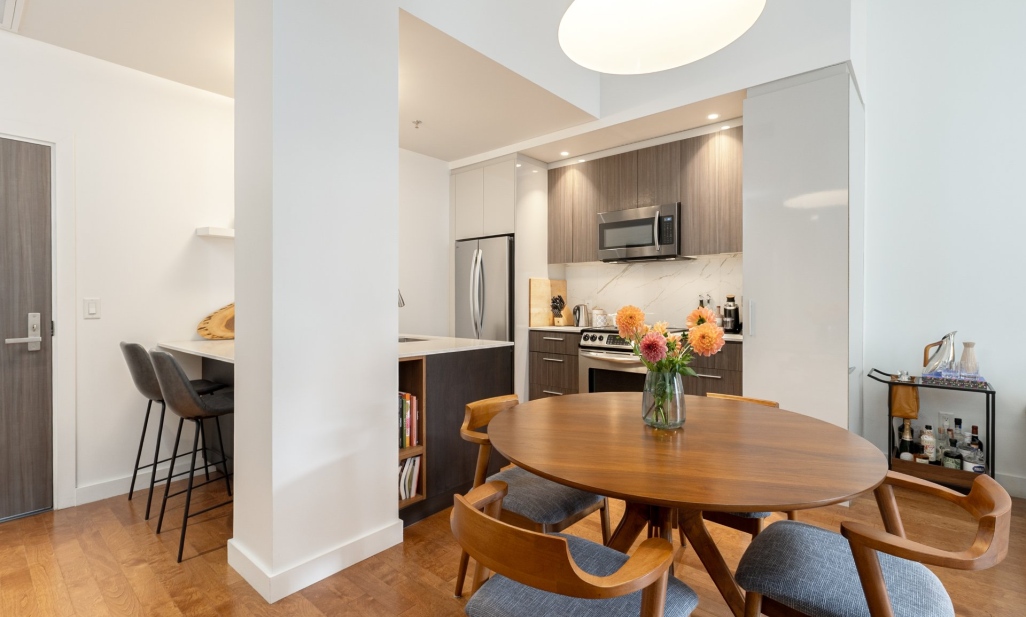 Propriété à Montréal (Villeray/Saint-Michel/Parc-Extension) | 7400 Boul. St-Laurent, app. 206, Montréal (Villeray/Saint-Michel/Parc-Extension)