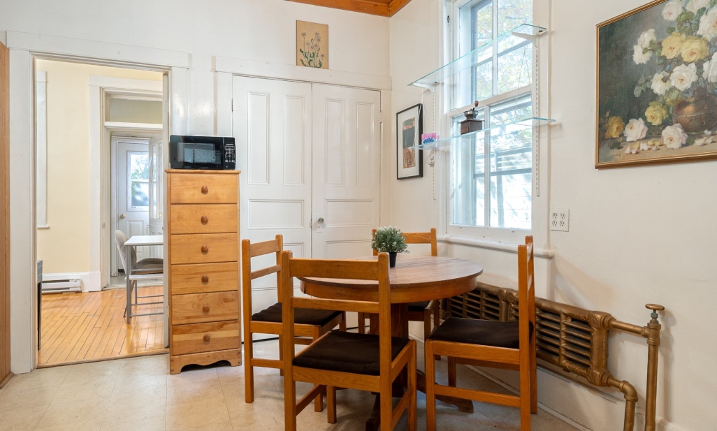 Propriété à Montréal (Côte-des-Neiges/Notre-Dame-de-Grâce) | 3474-3476 Av. Prud'homme, Montréal (Côte-des-Neiges/Notre-Dame-de-Grâce)