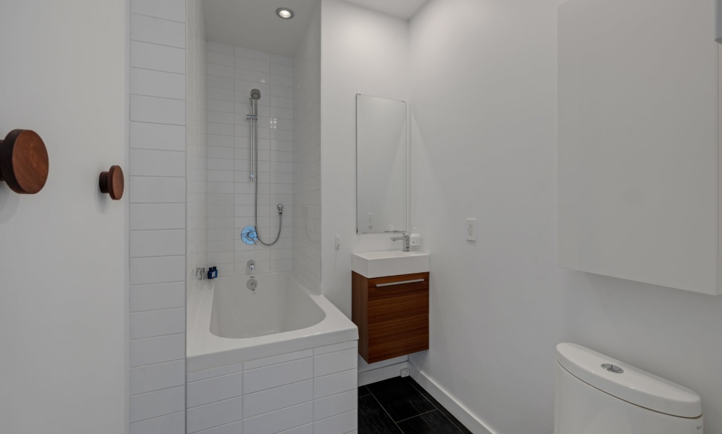 Property in Montréal (Ville-Marie) | 90 Rue Prince, apt. 905, Montréal (Ville-Marie)