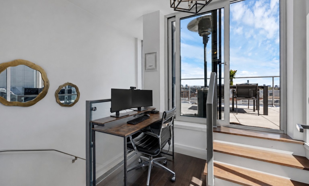 Property in Montréal (Ville-Marie) | 90 Rue Prince, apt. 905, Montréal (Ville-Marie)