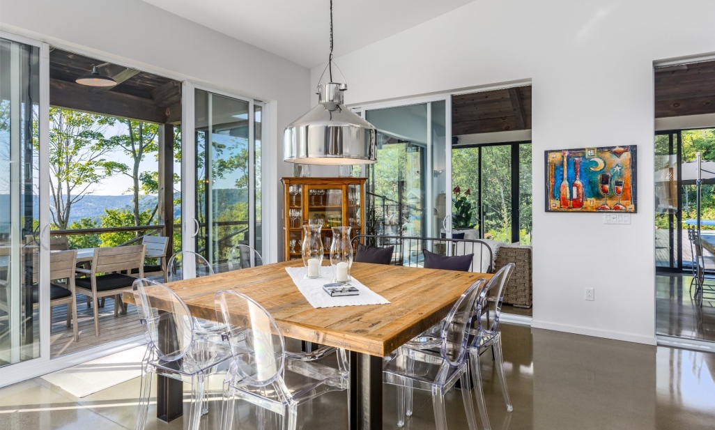 Property in Sainte-Adèle | 1601 Rue O'Connell, Sainte-Adèle