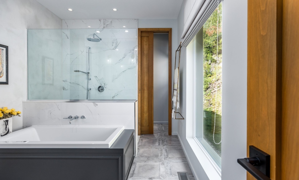 Property in Sainte-Adèle | 1601 Rue O'Connell, Sainte-Adèle