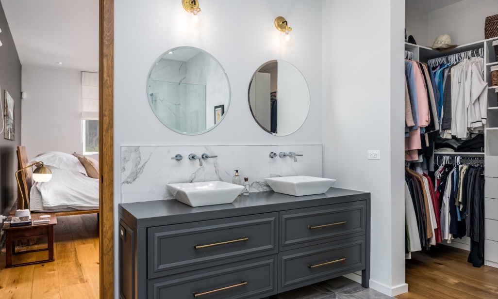 Property in Sainte-Adèle | 1601 Rue O'Connell, Sainte-Adèle