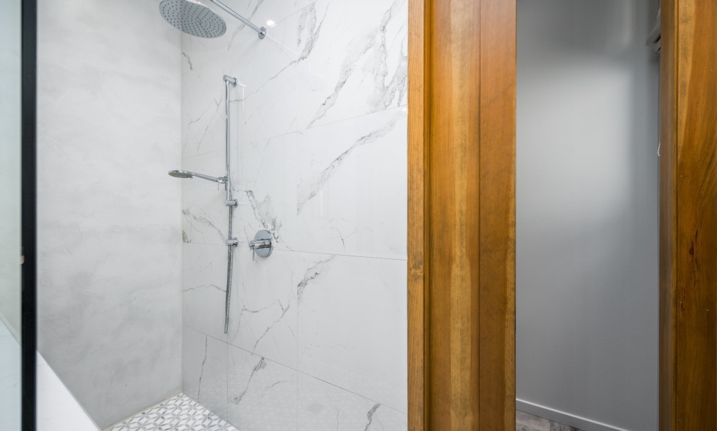 Property in Sainte-Adèle | 1601 Rue O'Connell, Sainte-Adèle