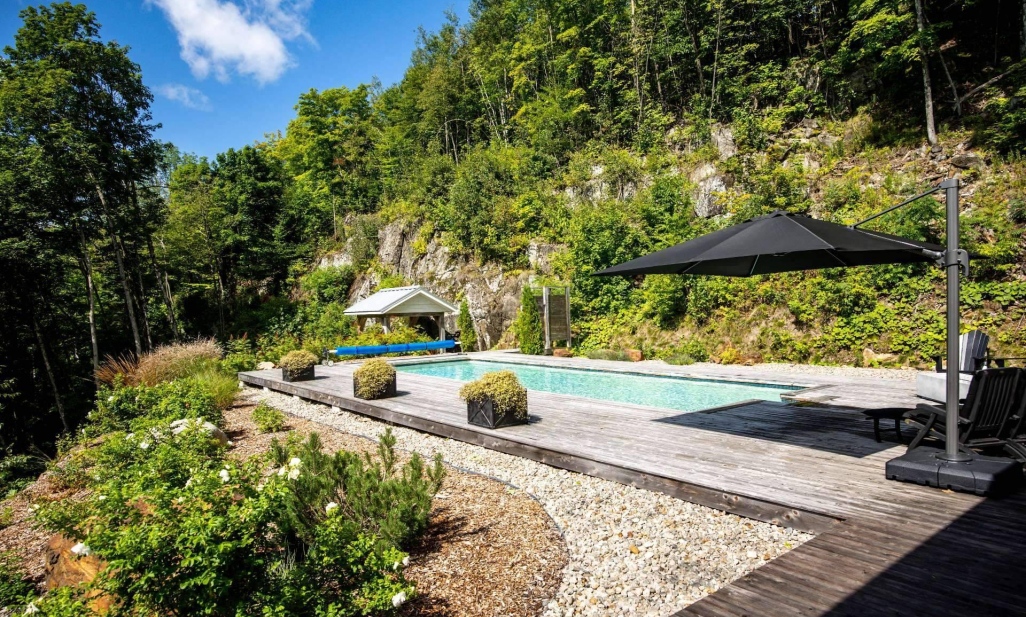 Property in Sainte-Adèle | 1601 Rue O'Connell, Sainte-Adèle