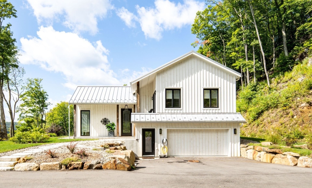 Property in Sainte-Adèle | 1601 Rue O'Connell, Sainte-Adèle