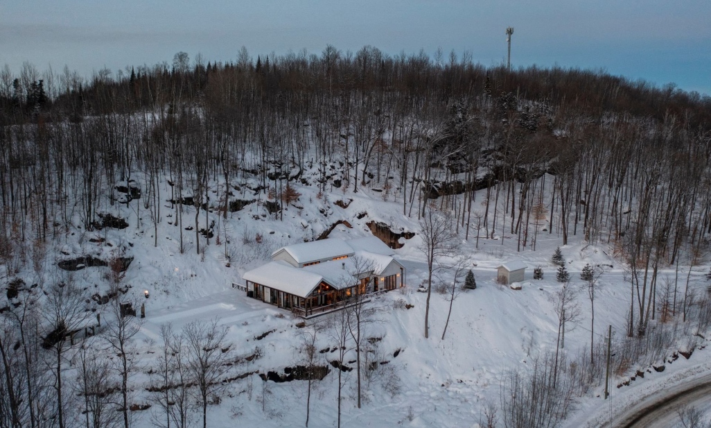 Property in Sainte-Adèle | 1601 Rue O'Connell, Sainte-Adèle