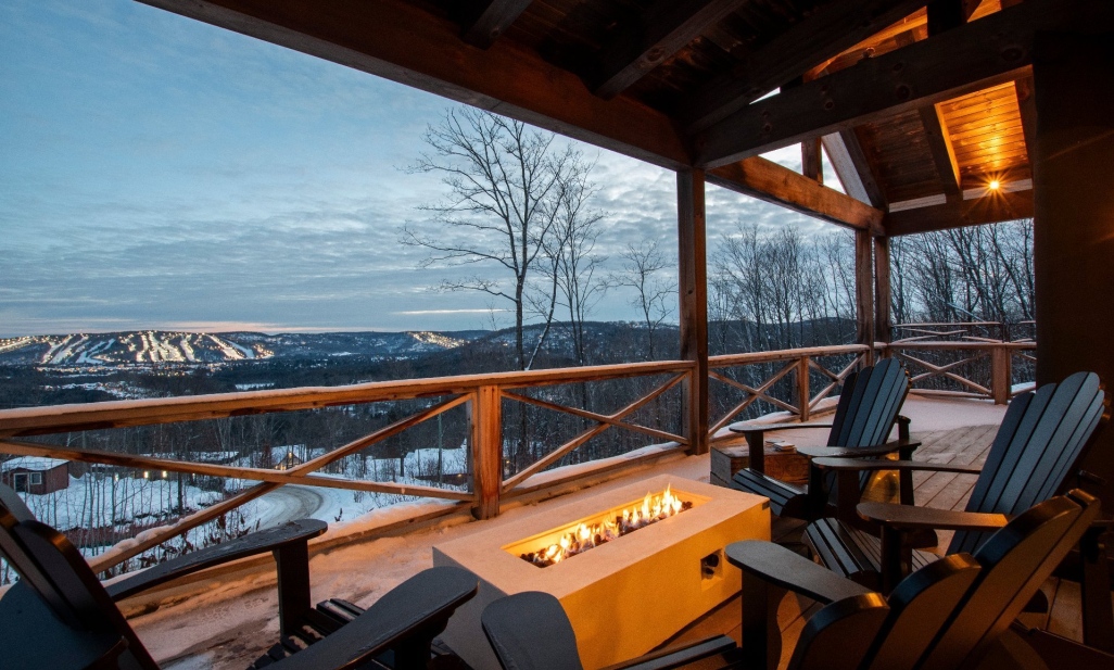 Property in Sainte-Adèle | 1601 Rue O'Connell, Sainte-Adèle