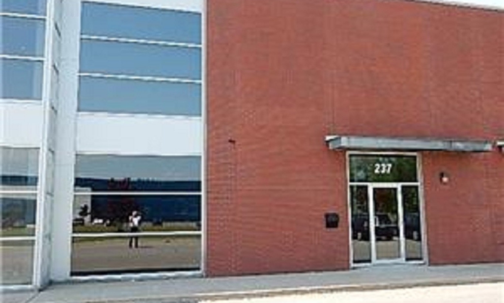 Propriété à Châteauguay | 140-237 Boul. Industriel, Châteauguay