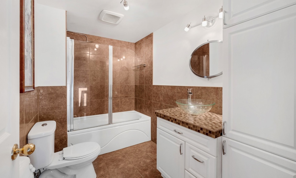 Propriété à Montréal (Ahuntsic-Cartierville) | 12085 Place Cléophas-Soucy, Montréal (Ahuntsic-Cartierville)