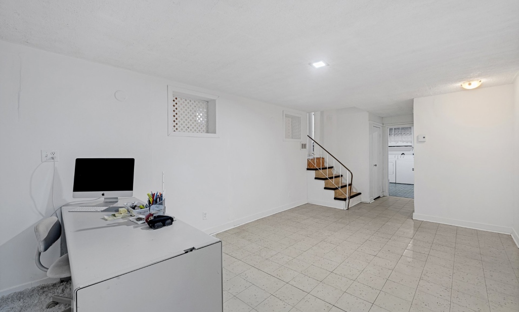 Propriété à Montréal (Ahuntsic-Cartierville) | 12085 Place Cléophas-Soucy, Montréal (Ahuntsic-Cartierville)