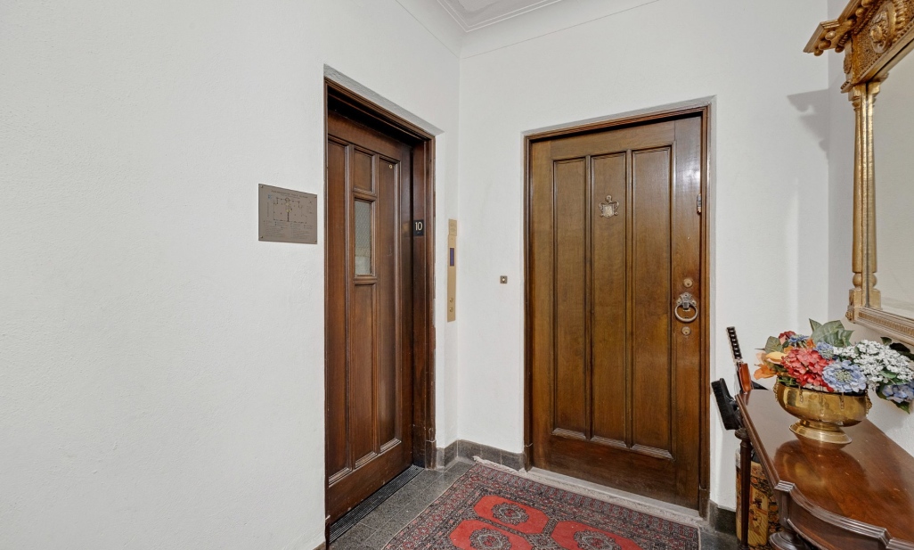 Property in Montréal (Ville-Marie) | 1321 Rue Sherbrooke O., apt. B101, Montréal (Ville-Marie)