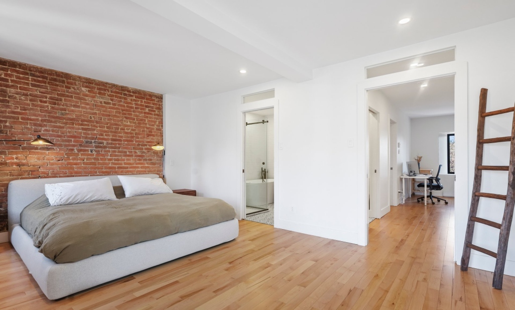 Propriété à Montréal (Le Sud-Ouest) | 2243 Rue Quesnel, Montréal (Le Sud-Ouest)
