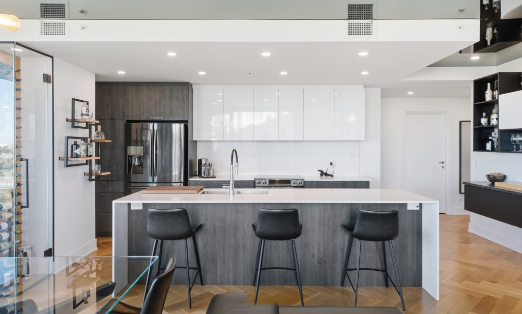 Property in Laval (Chomedey) | 3647 Av. Jean-Béraud, apt. 908, Laval (Chomedey)