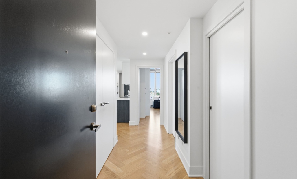 Property in Laval (Chomedey) | 3647 Av. Jean-Béraud, apt. 908, Laval (Chomedey)