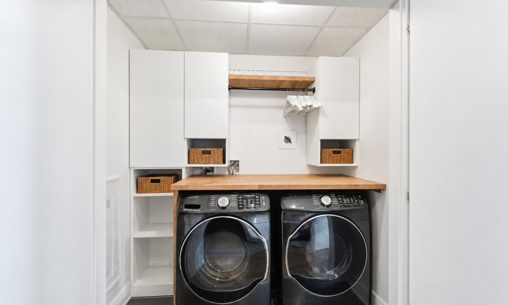 Property in Laval (Chomedey) | 3647 Av. Jean-Béraud, apt. 908, Laval (Chomedey)